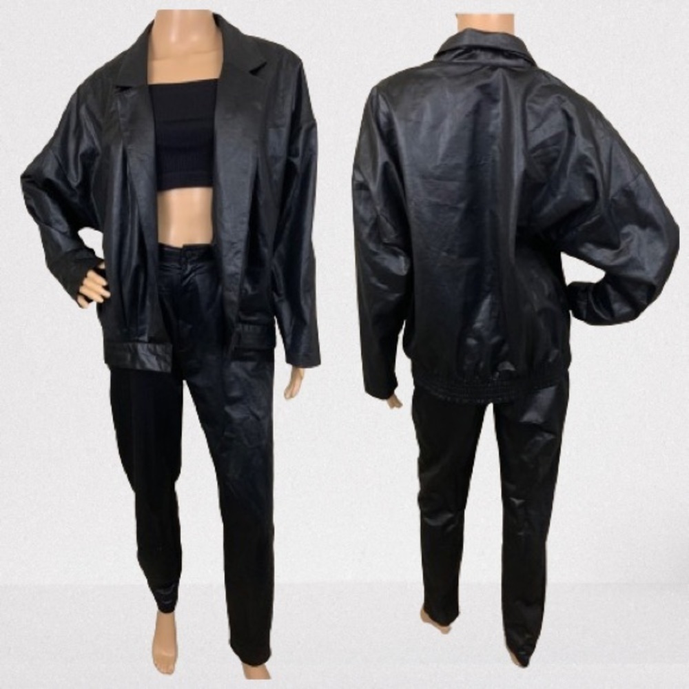 Vintage 1980s Black Faux Leather High Waisted 2pc Pantsuit Set Size 9/10